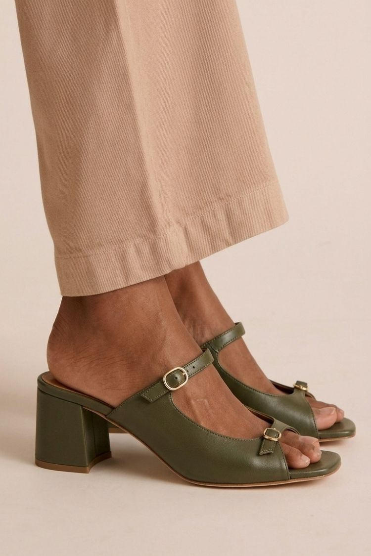 Viola | Sandalias Elegantes Riviera