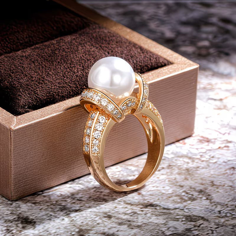 Anillo con Perla de la Corona