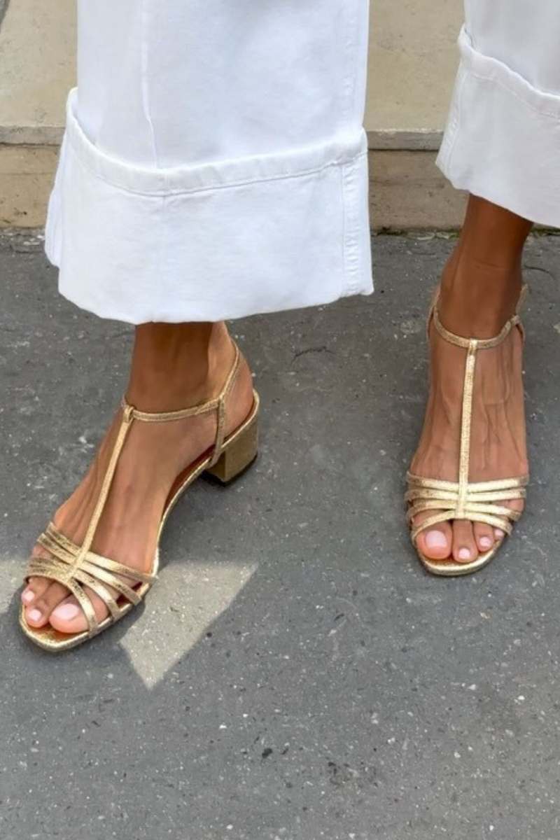 Allegra | Sandalias Doradas Elegancia