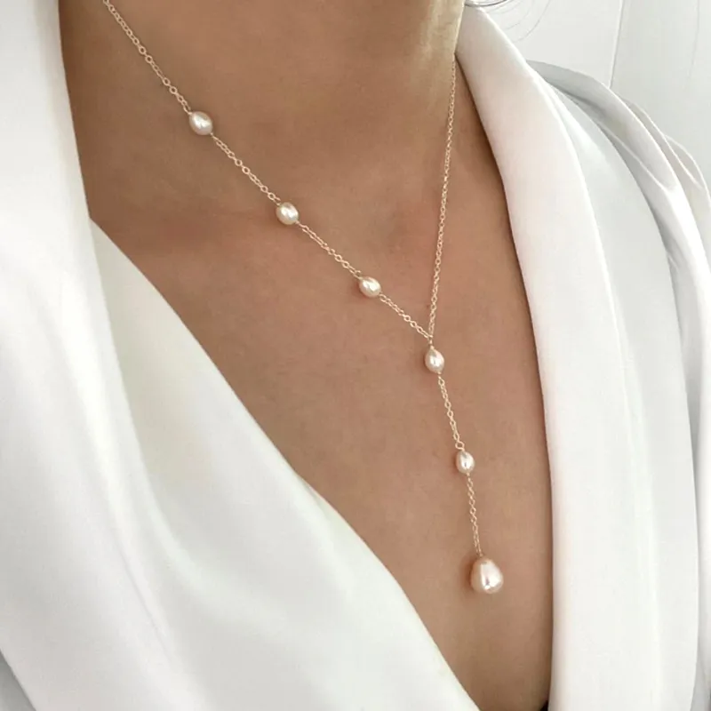 Collar Lariat con Perlas Cascada
