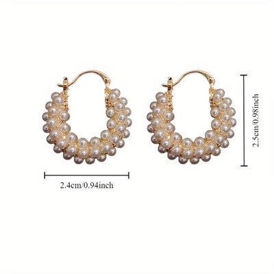 Pendientes de aro con perlas en capas