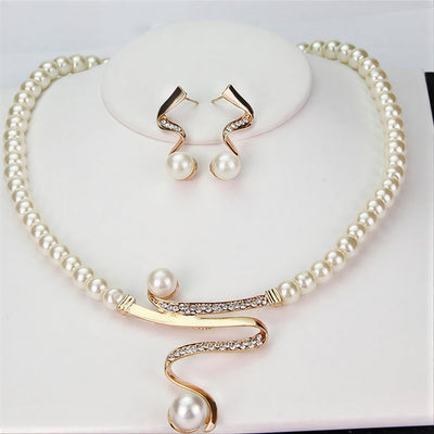 Set de Joyas Elegante con Perlas