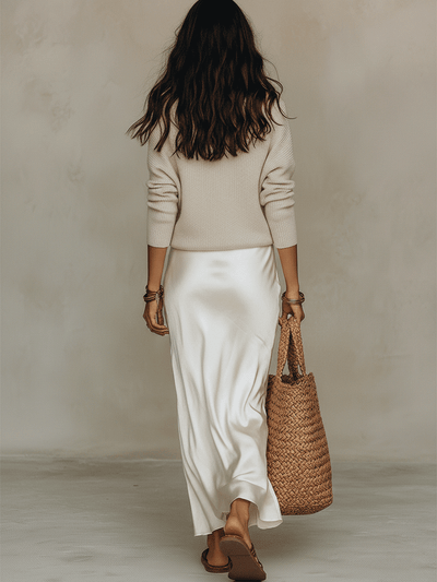 Lucia | Conjunto Elegante de Jersey de Punto y Falda Midi en Satén Gris