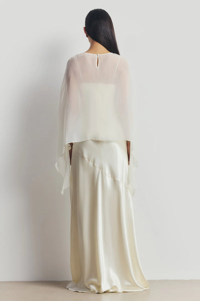 Capa para vestidos