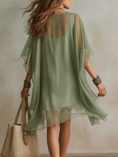 Émeraude | Mini Robe Fluide Superposée, Col en V Vert