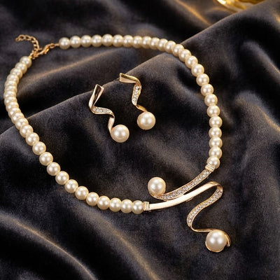 Set de Joyas Elegante con Perlas