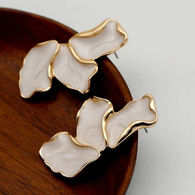Pendientes de Pétalo de Flor de Perla