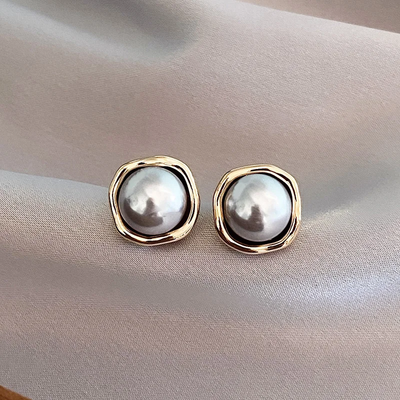 Pendientes Elegantes de Perla Negra